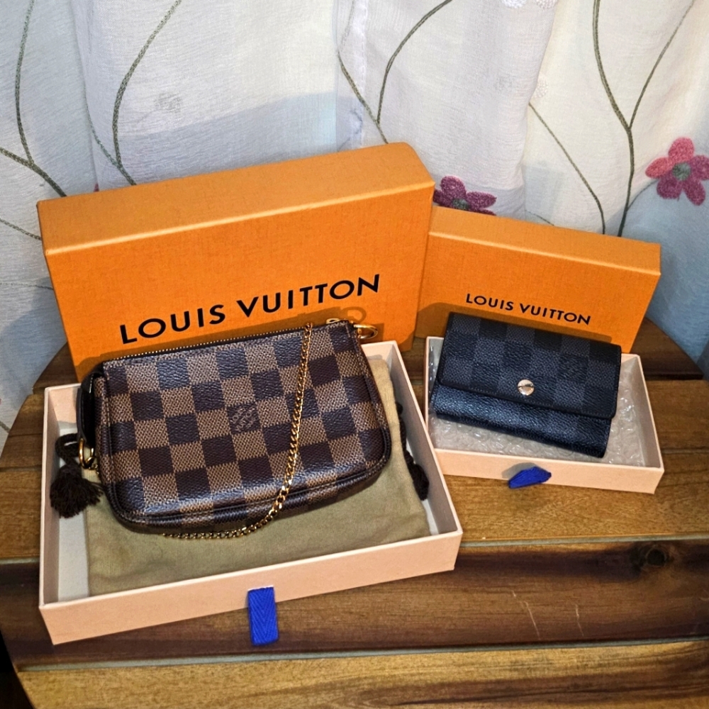 BUNDLE Mini Pochette Accessories and 6Key Multicles Wallet Louis Vuitton